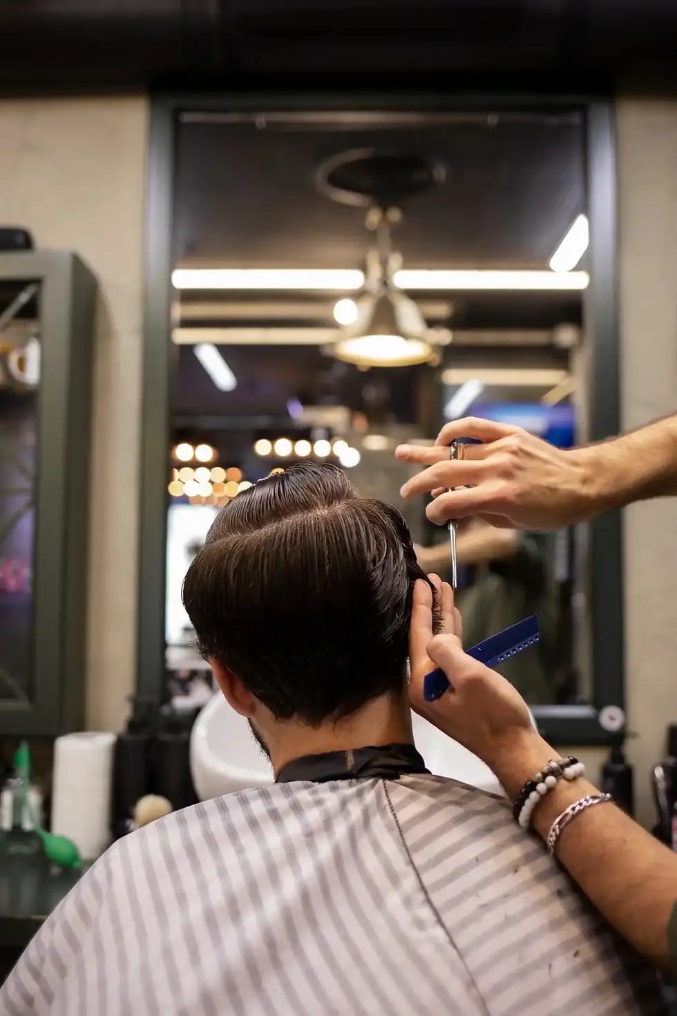 barberia-serontli-corte-de-cabello.webp