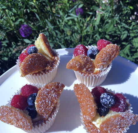 BUTTERFLY CAKES