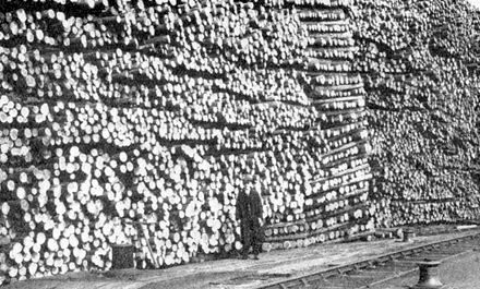 1937pitspropsatcardiff.gif