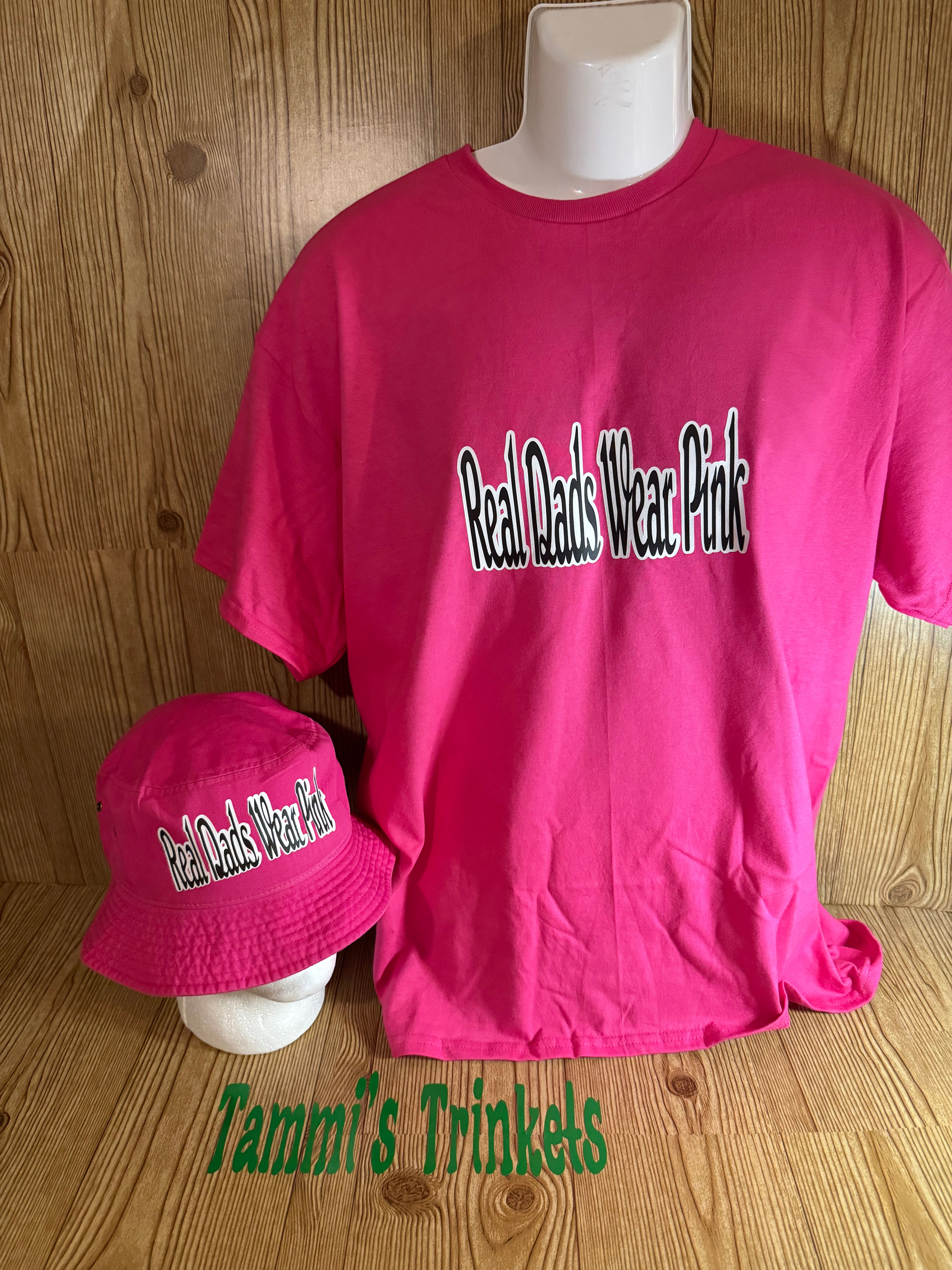 Tshirt - Real Dads Wear Pink