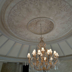 Entry Medallion w_ Chandelier copy 2.jpe