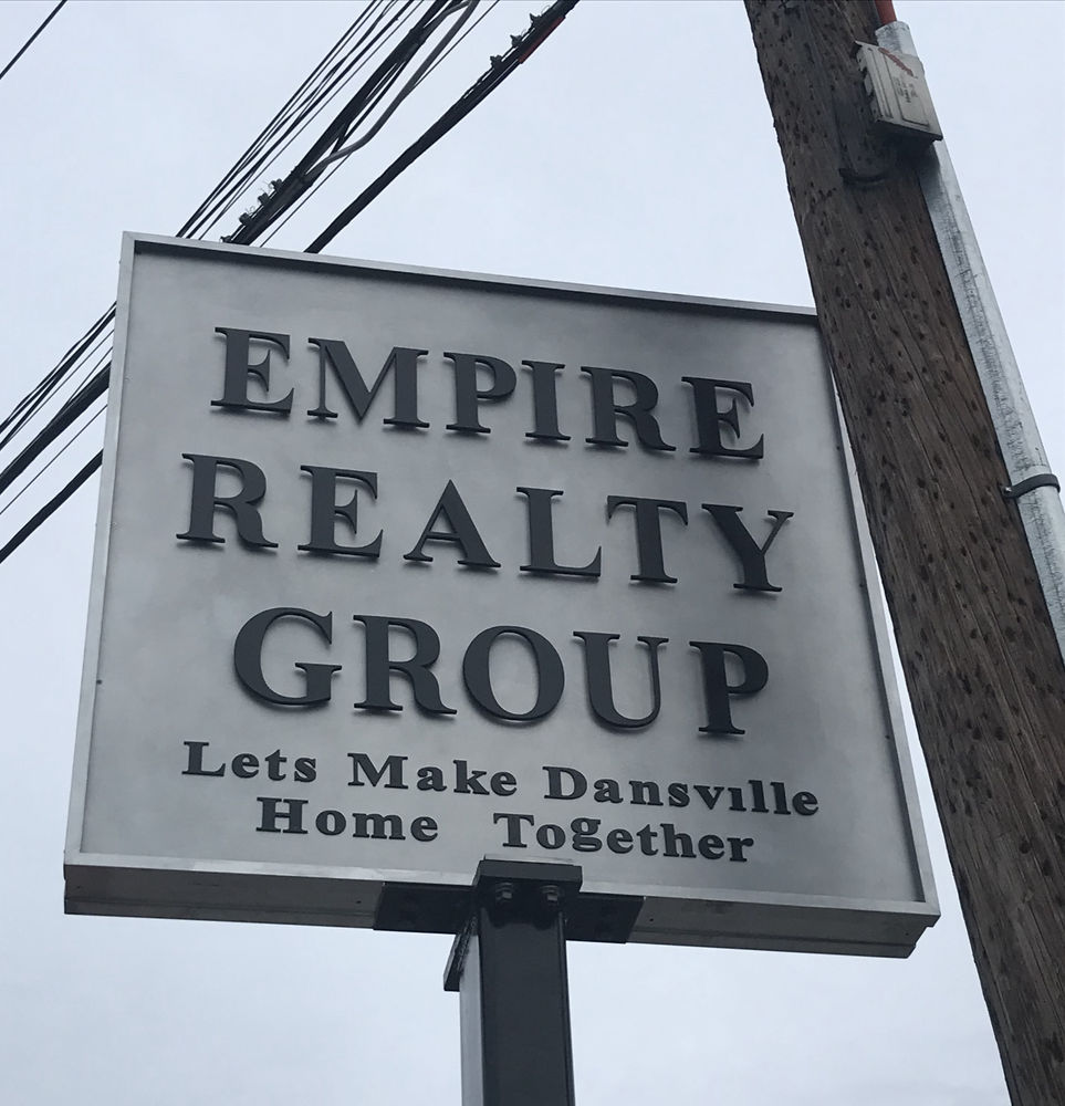 Empire Realty Group Unveils New Sign