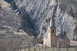 L'Epicéa vu de l'église de Montrond