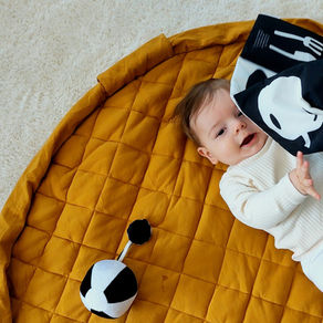 De beste start voor je baby: Waarom zwart-wit speelgoed meer doet dan je denkt