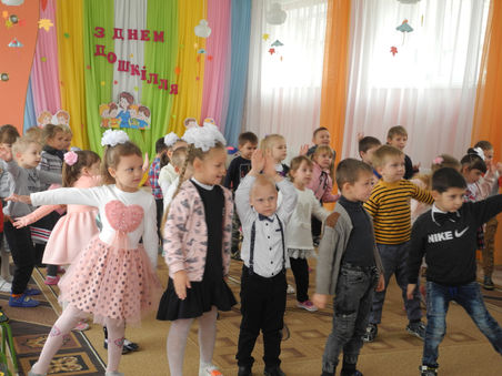 В стінах цих гуляє казка...