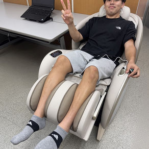 福利厚生の一環として、全自動マッサージ機を導入しました💆