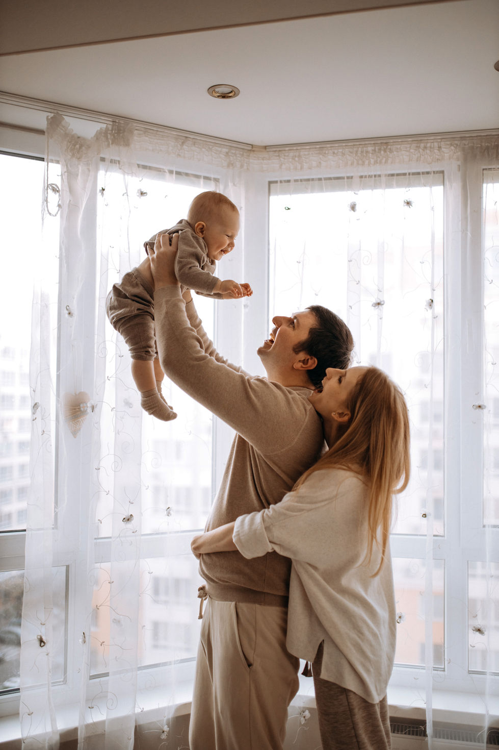 family home photosession, сімейна домашня зйомка, фотограф Київ