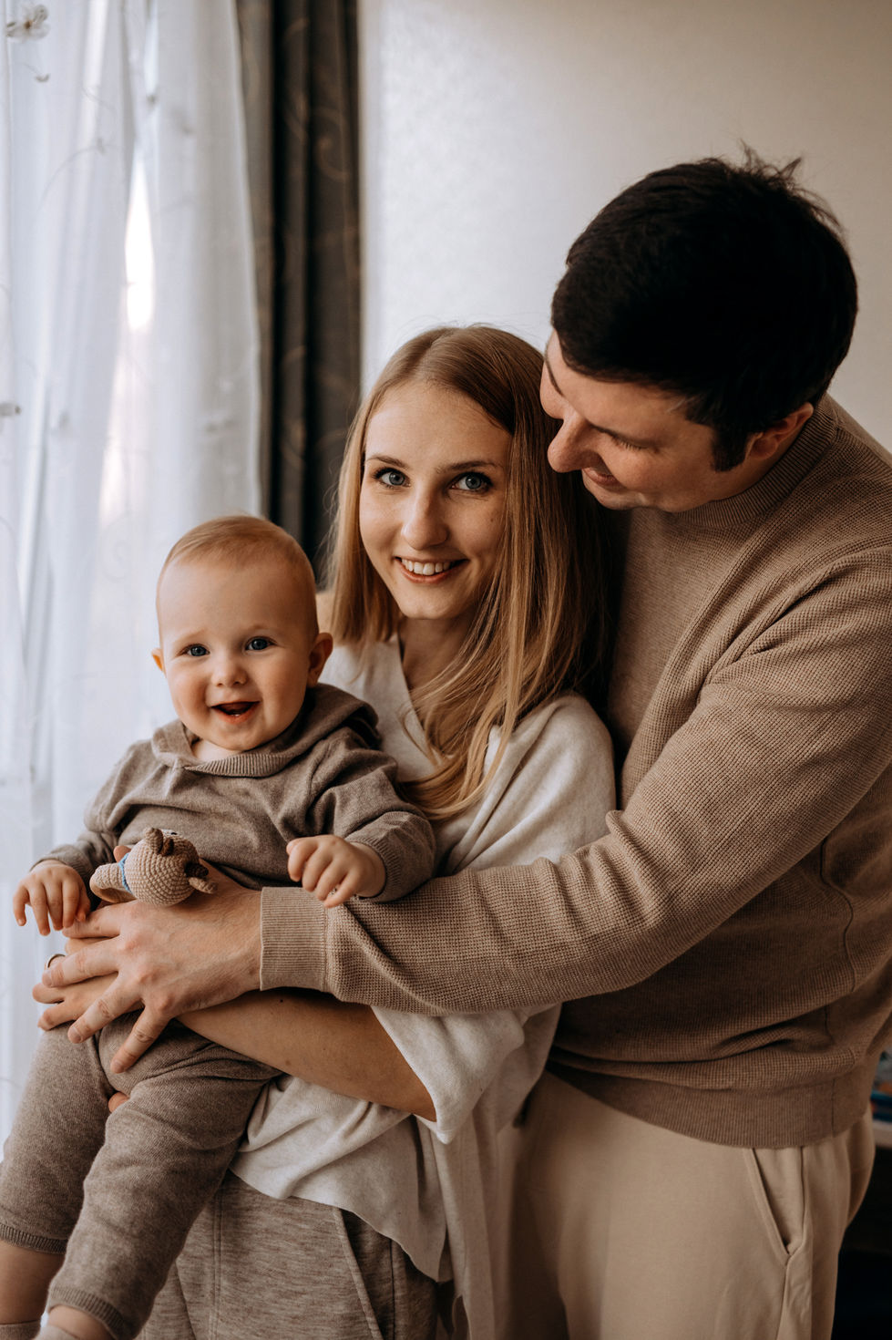 family home photosession, сімейна домашня зйомка, фотограф Київ