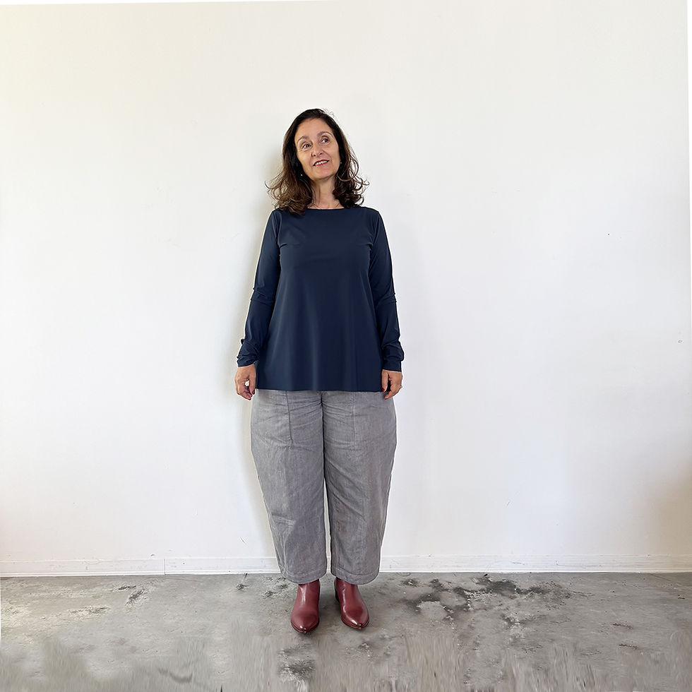 Miniatura: T-SHIRT SVASATA MANICA LUNGA