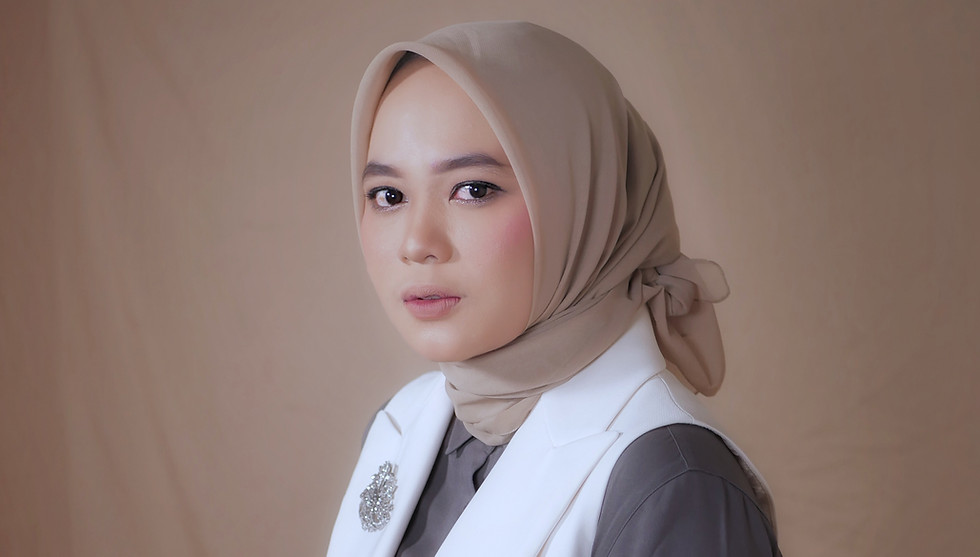 anisa 2_edited.jpg