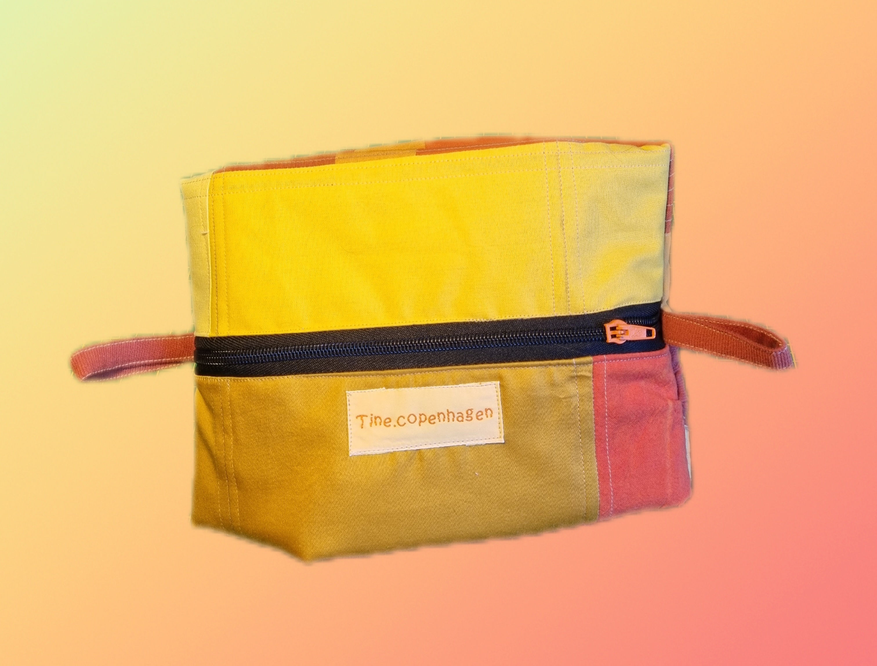 Quiltet foldetaske med små stropper