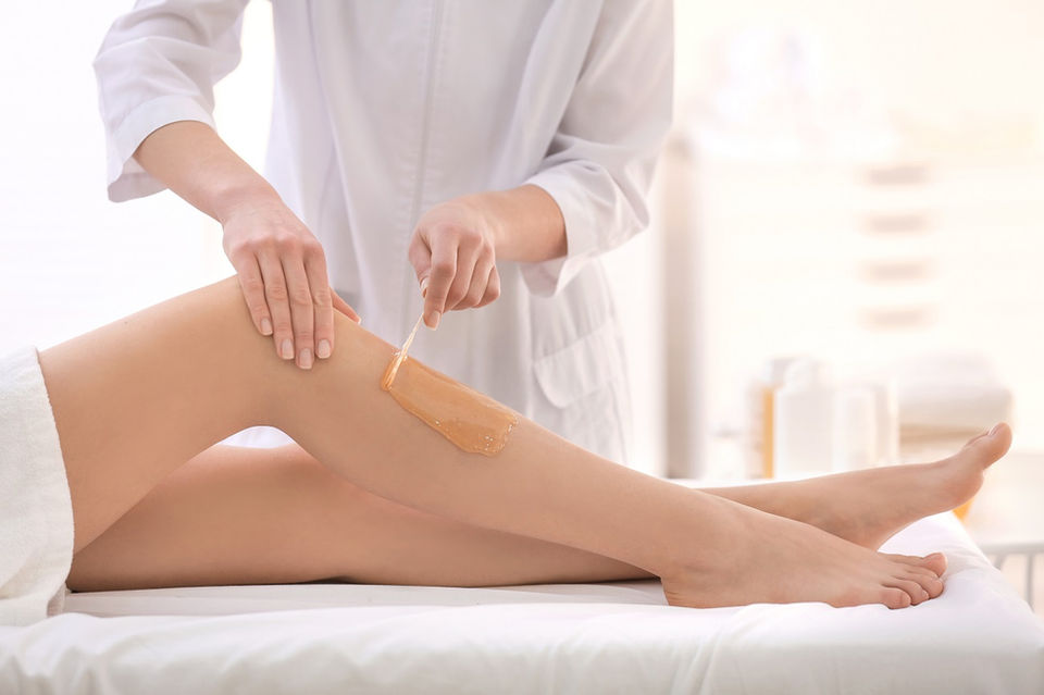 Waxing-legs-salon.jpeg