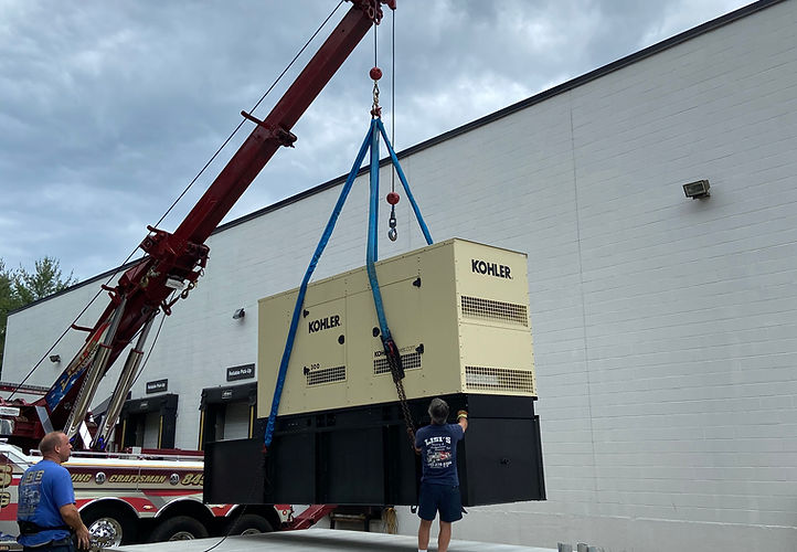 kohler_generator_300kw_install_crane.JPG
