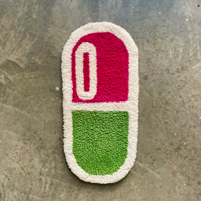 pill - pink/green.