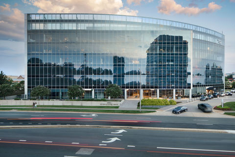 1861 International Drive Office Building in Tysons