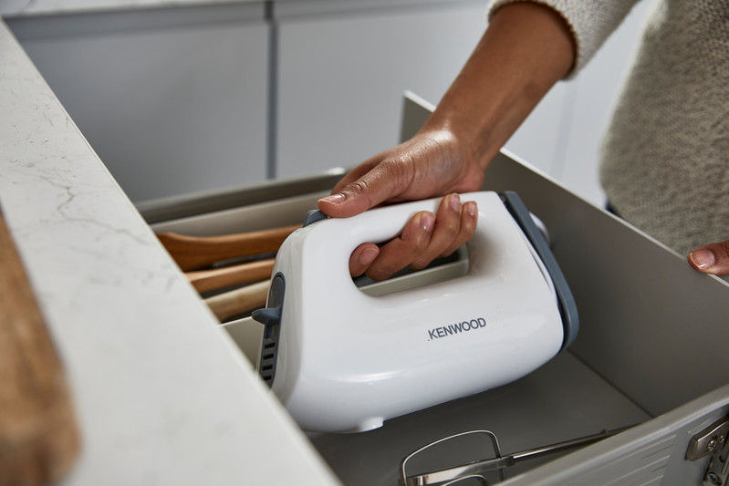 縮圖：Kenwood Quickmix Lite五段速手提打蛋器 HMP10.000WH 5 Speed Hand Mixer HMP10.000WH