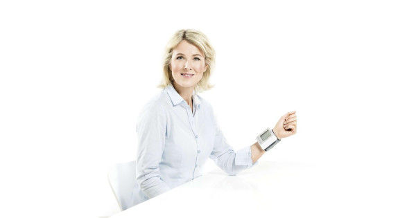 縮圖：Beurer BC 40 手腕式血壓計 Wrist Blood Pressure Monitor