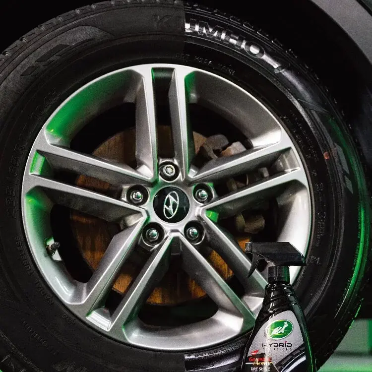 縮圖：美國龜牌 T-53733 石墨烯輪胎鍍膜保護劑(680ml)-Graphene Acrylic Tire Shine Spray Coating(680ml)