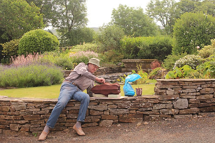 Roger Lewis Making Ceramic Sculpture