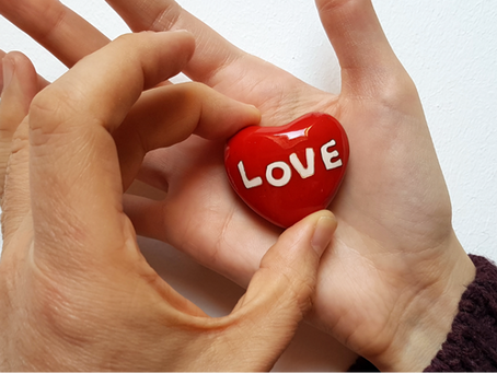 De Kracht van Onvoorwaardelijke Liefde: Een Diepgaand Aspect van Bijna-Doodervaringen