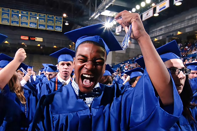 Univad graduates