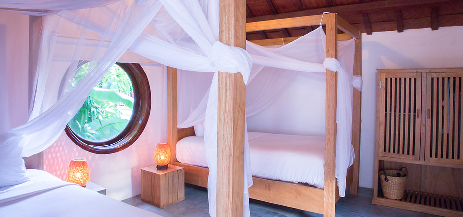 Hoi An beach Villa An Bang twin king bedroom four bedrooms great for families and groups.j