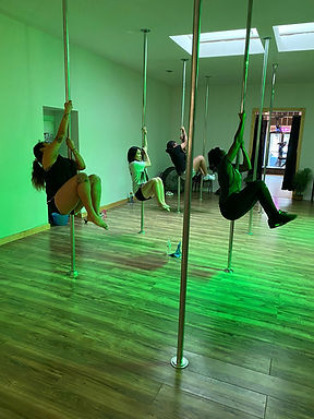 Pole Fitness in Dallas Texas_Classes.jpg