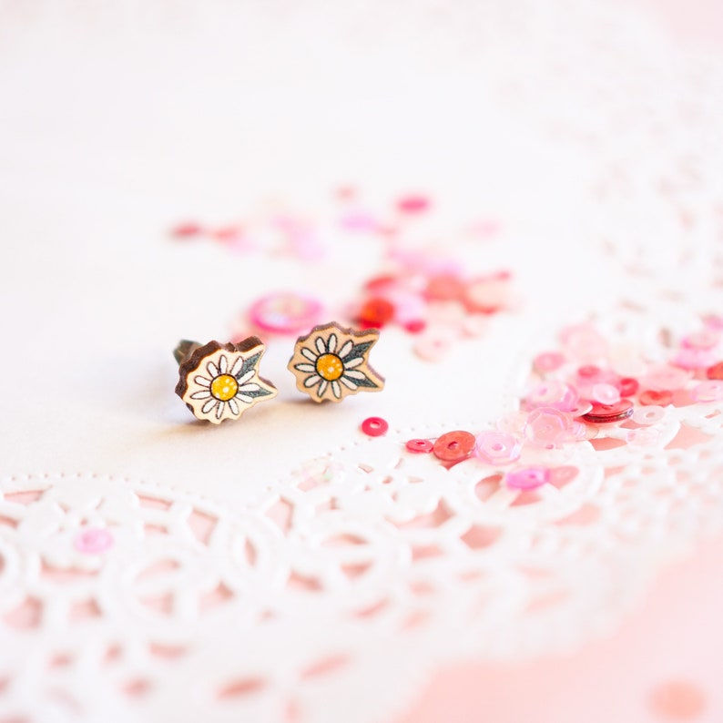 Thumbnail: 6 x Daisy Leaf Wooden Earrings
