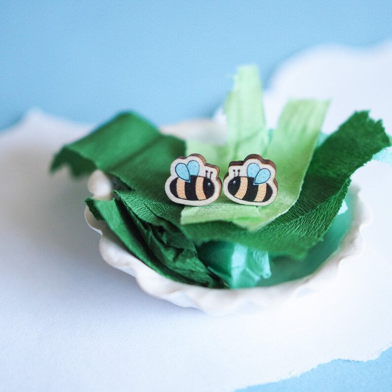 6 x Bee Wooden Earrings