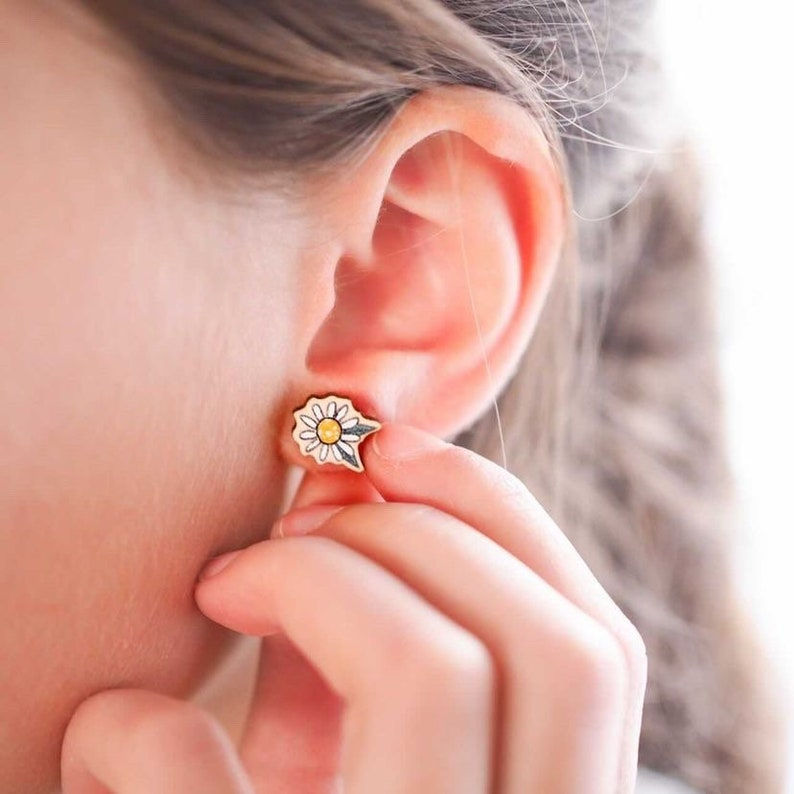 Thumbnail: 6 x Daisy Leaf Wooden Earrings