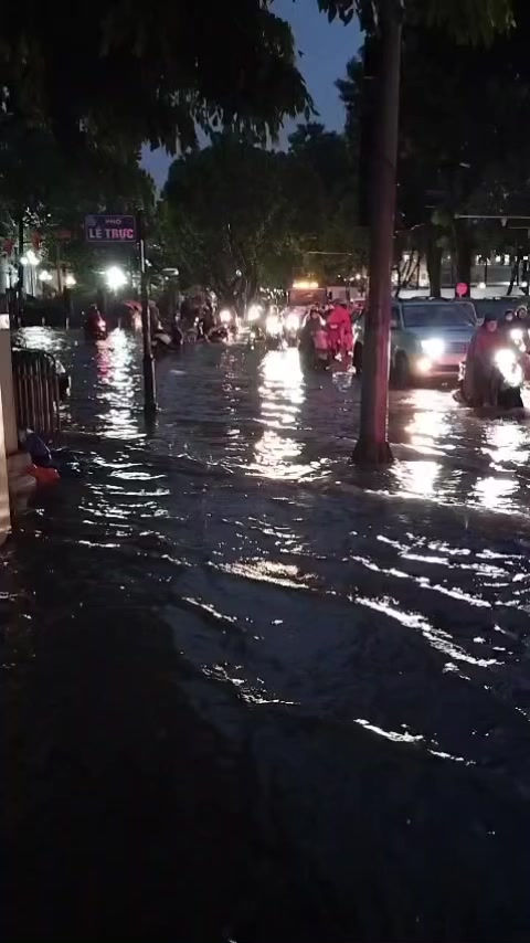 flooding in Hanoi