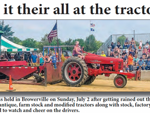 Givin’ it their all at the tractor pull