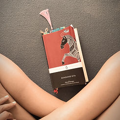 foto bhagavad gita_edited.jpg