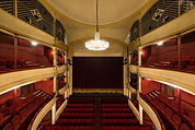 Privatisation du Théâtre Montparnasse à Paris 14e (rue de la Gaîté, quartier Montparnasse), lieu événementiel pouvant accueillir jusqu'à 700 personnes pour conférences, séminaires et soirées d'entreprise.
