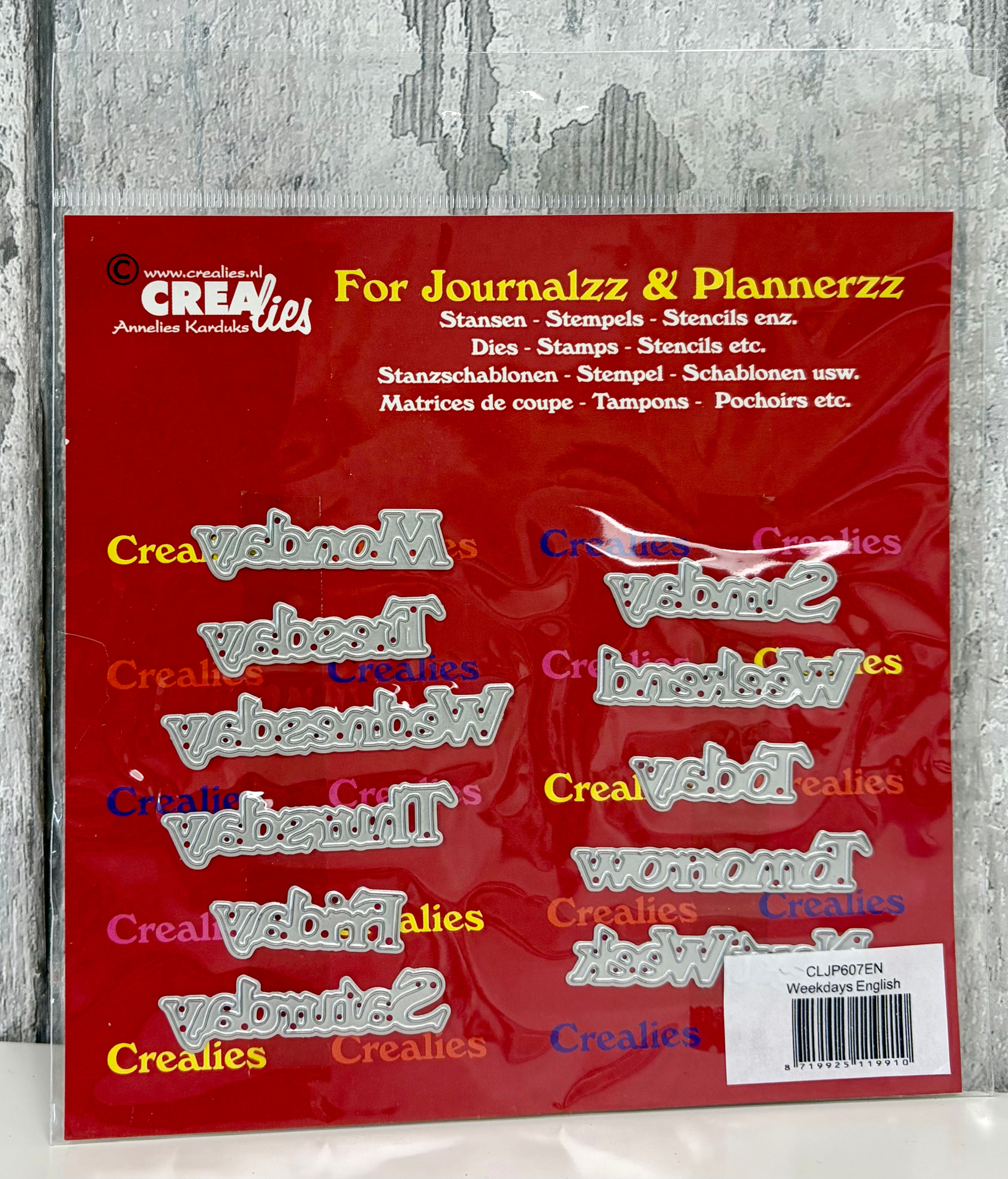 Weekdays English Dies - Journalzz & Plannerzz By Crealies - Craftmania Stock Photo 1