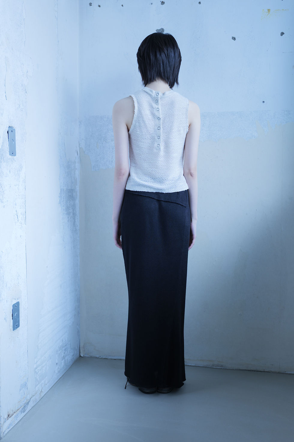 サムネイル： Kindred knit sleeveless in ecru