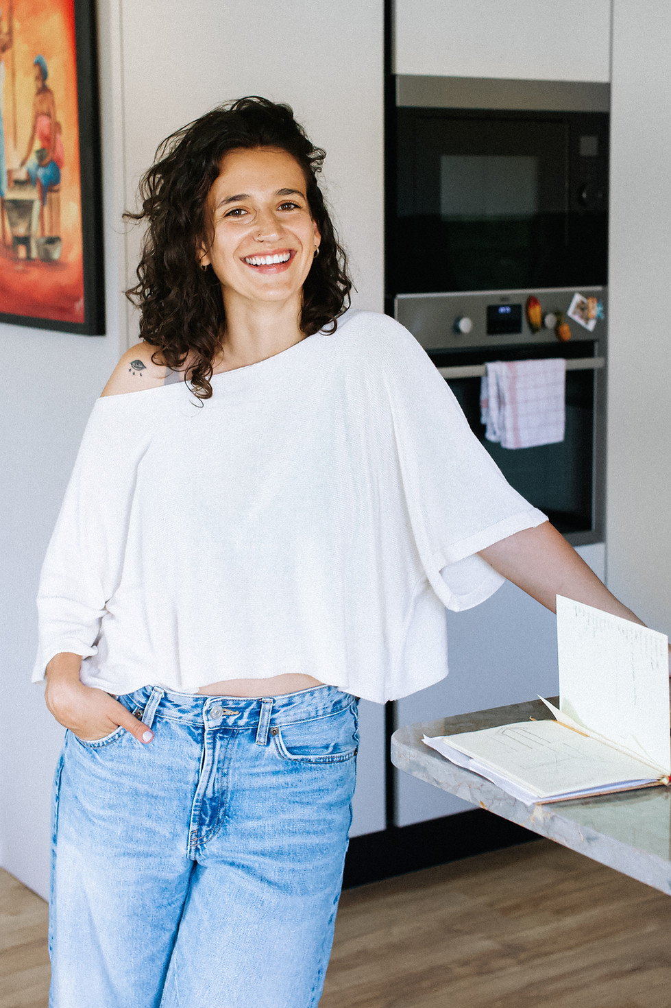Katharina Nutrition Picture, smiling in the kitchen