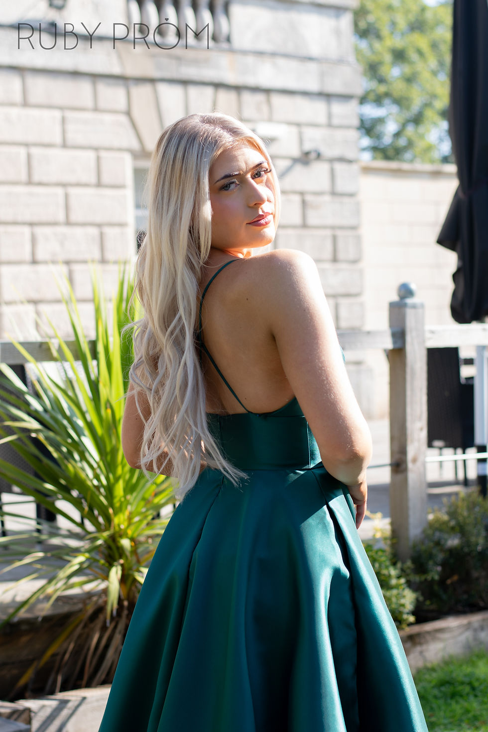 Thumbnail: Evelyn Emerald