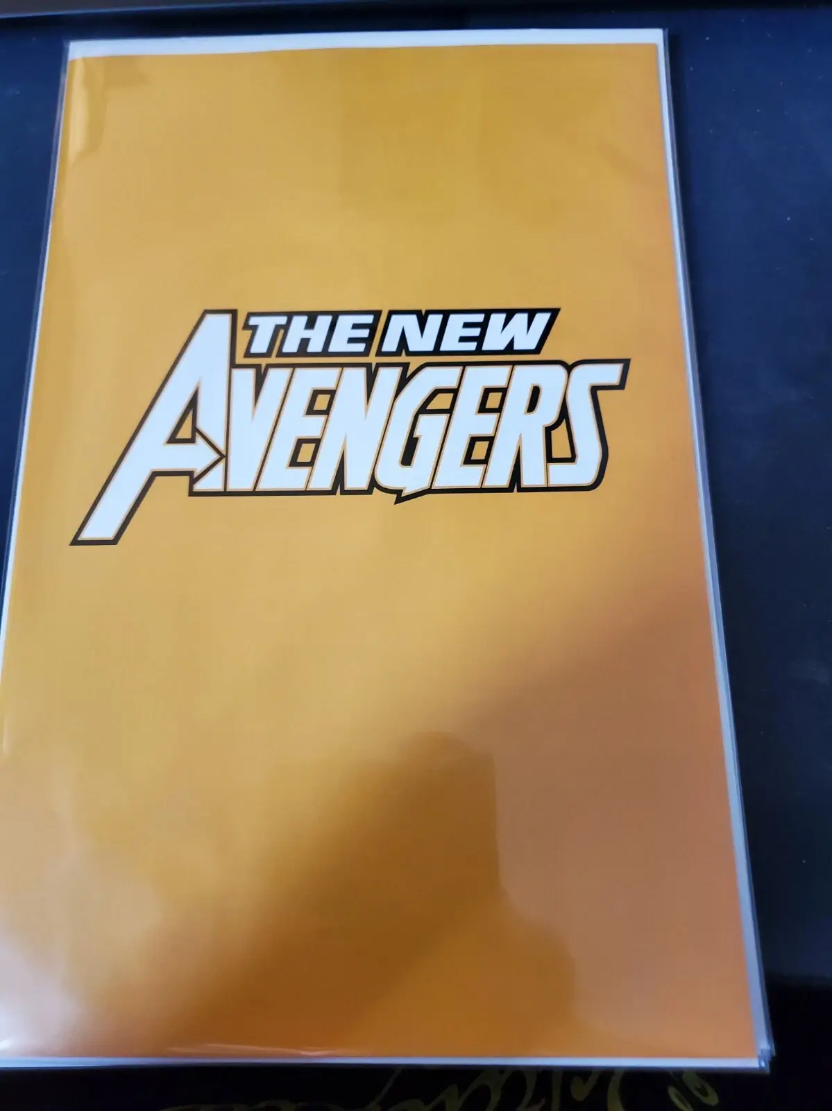 NEW AVENGERS 1 1:10 LOGO INSIGNIA VARIANT NM RETAILER INCENTIVE RATIO RI 2025