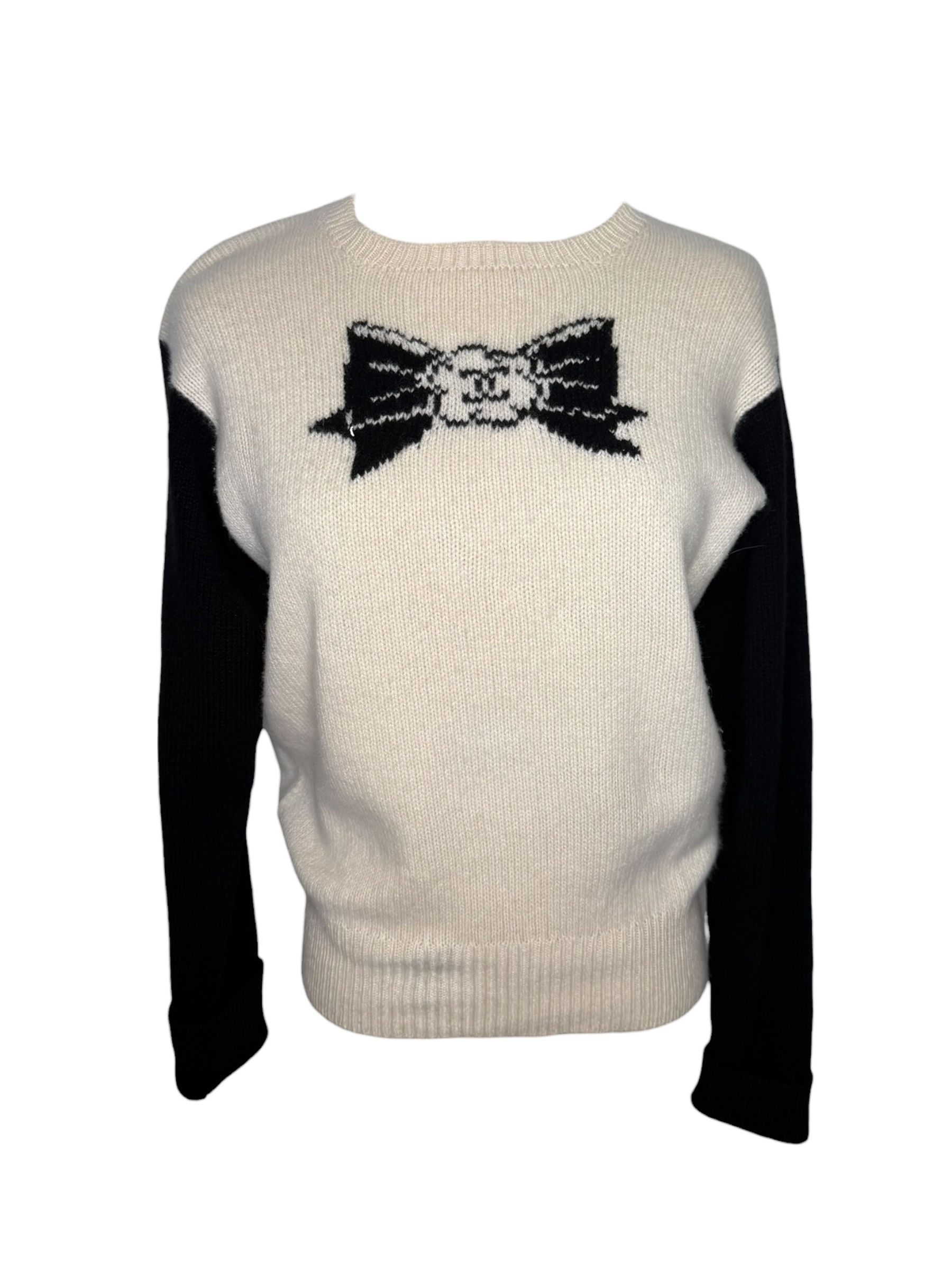 Chanel Vintage Bow Cashmere Sweater