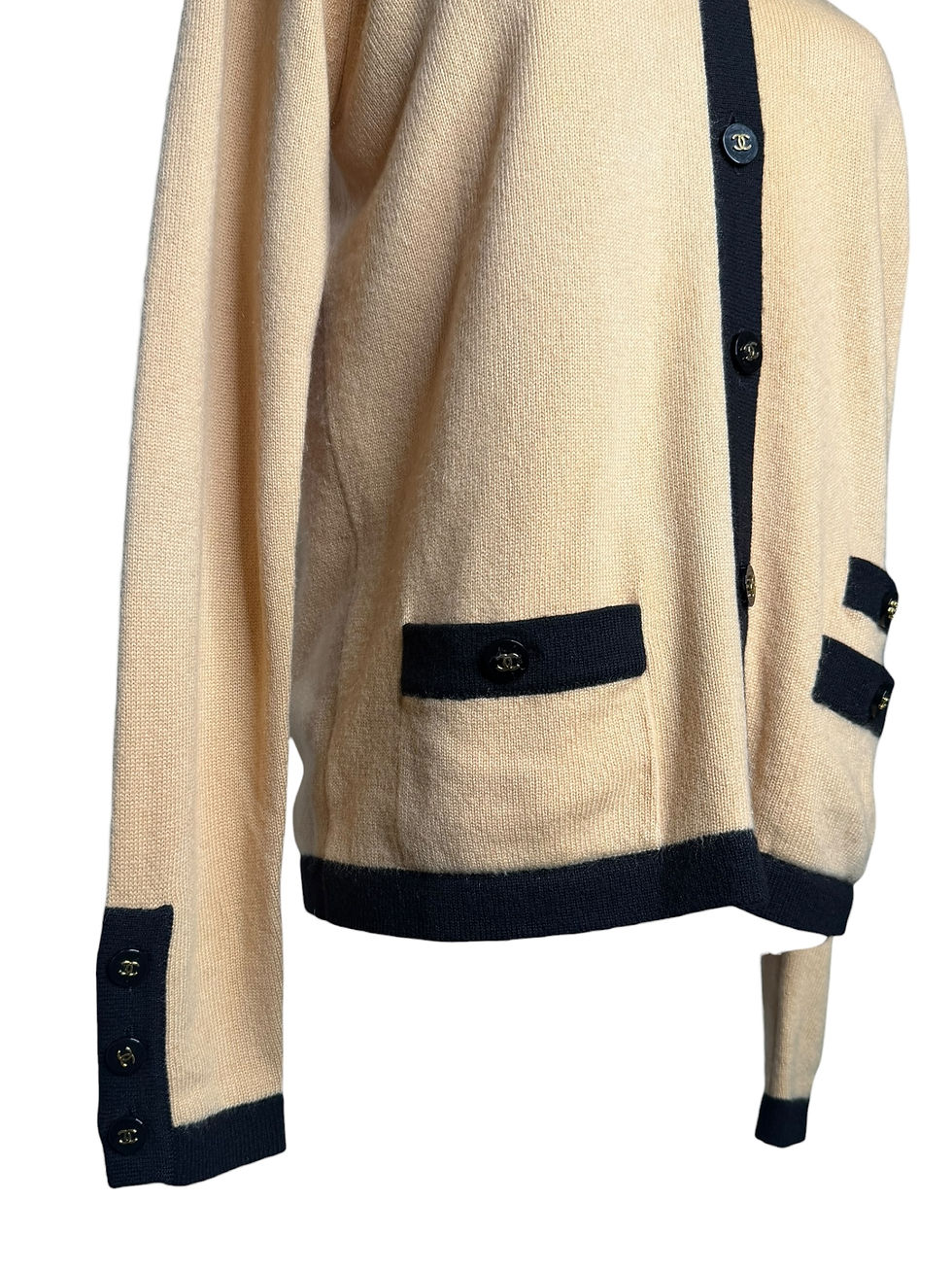 Thumbnail: Vintage Chanel Beige/Black 2 Tone Cashmere Cardigan