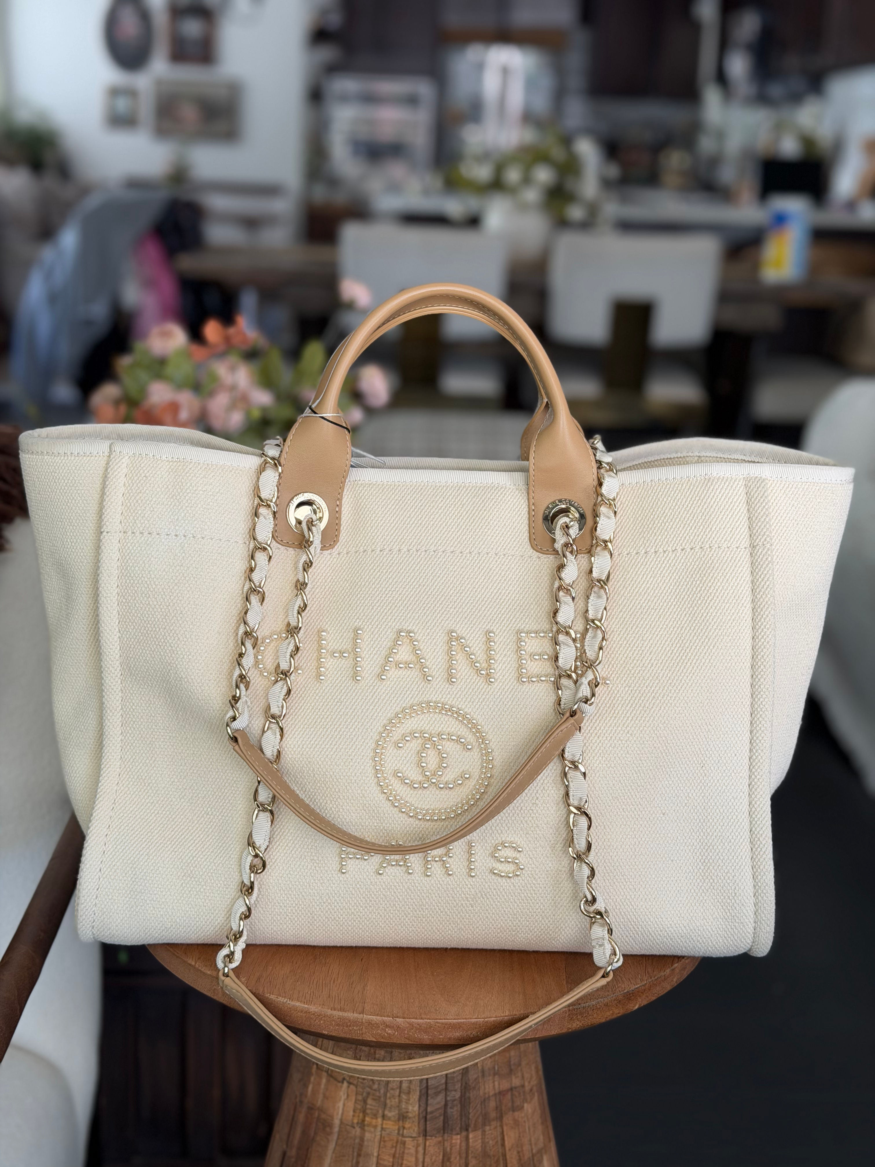 CHANEL Deauville Tote 🤍✨ Large
