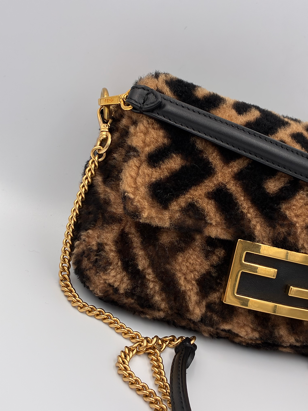 Thumbnail: Fendi Fur Crossbody Chain