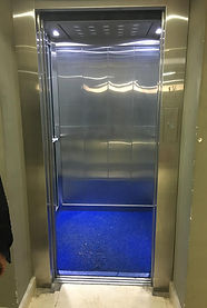Ascensor de pasajeros con puerta automatica 
