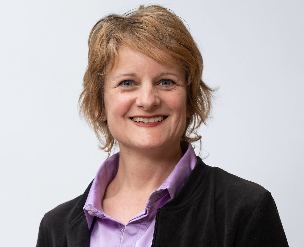 Helen Konzett, Ombudsfrau für Kinder und Jugendliche, diskutiert über die mentale Gesundheit junger Menschen.