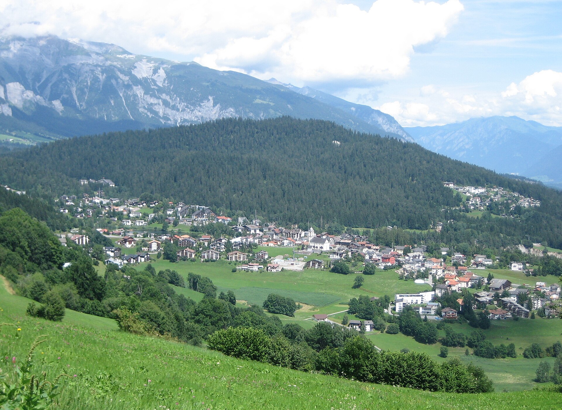 Zurich Airport to Laax Private Transfer