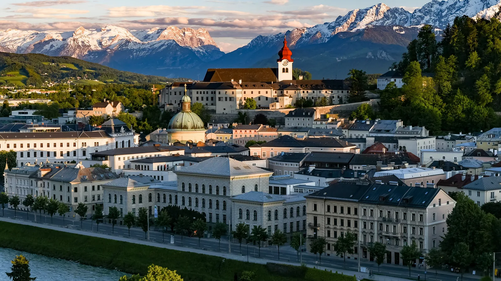 Zurich Airport to Salzburg Private Transfer
