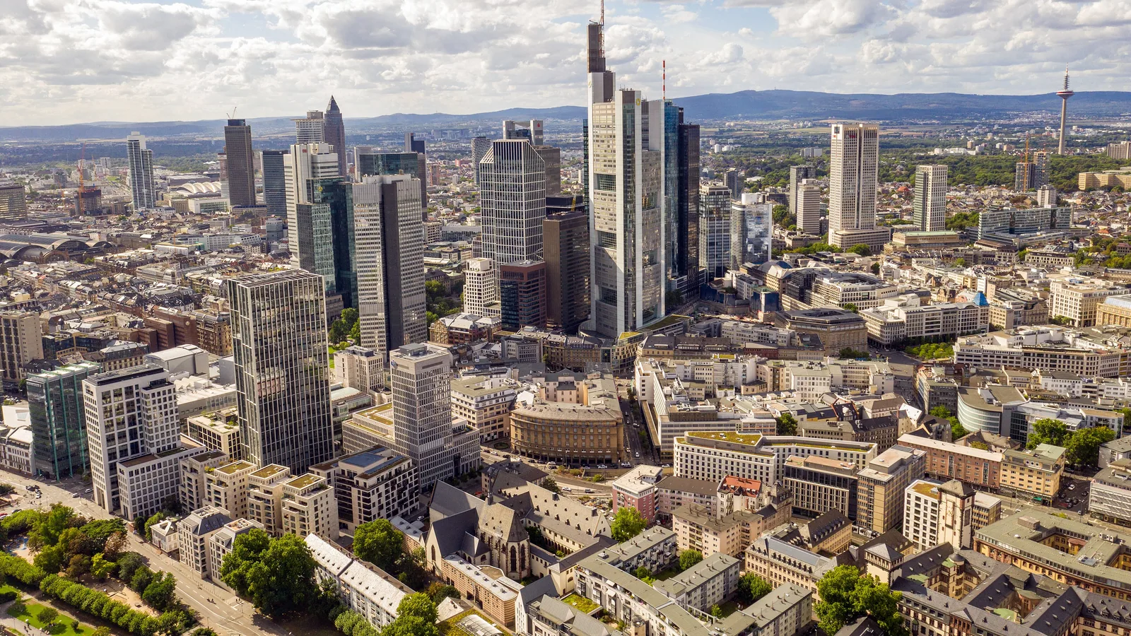 Zurich Airport to Frankfurt Private Transfer
