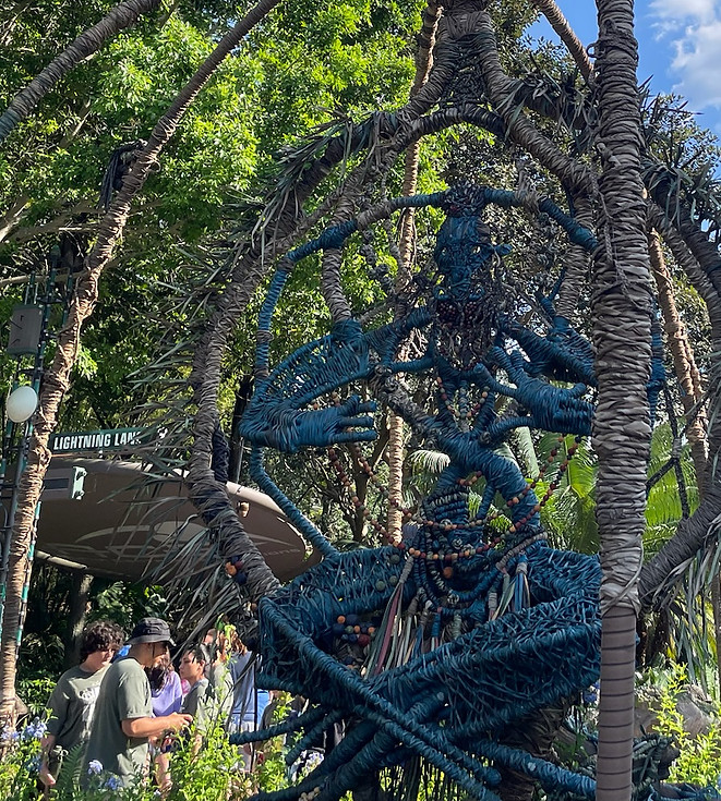  Navi River Journey Branch Sculpture