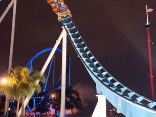 Howl-O-Scream at SeaWorld Orlando 🎃🦈💀